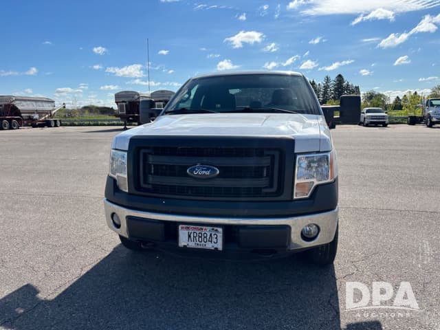Image of Ford F-150 equipment image 2