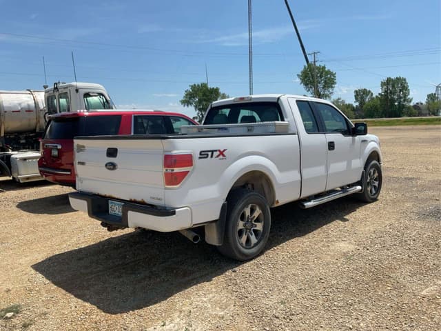 Image of Ford F-150 equipment image 4