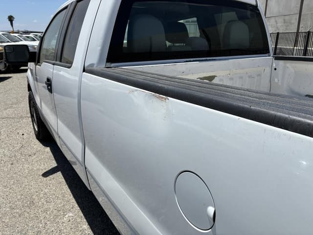 Image of Ford F-150 equipment image 4