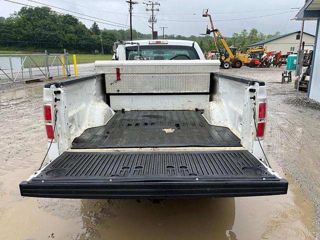 Image of Ford F-150 equipment image 4