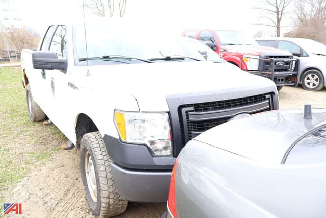 Image of Ford F-150 equipment image 1