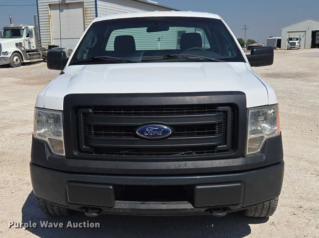 Image of Ford F-150 equipment image 1
