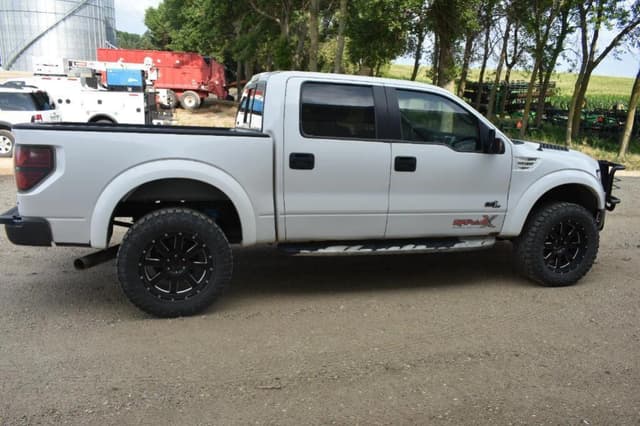 Image of Ford F-150 equipment image 3