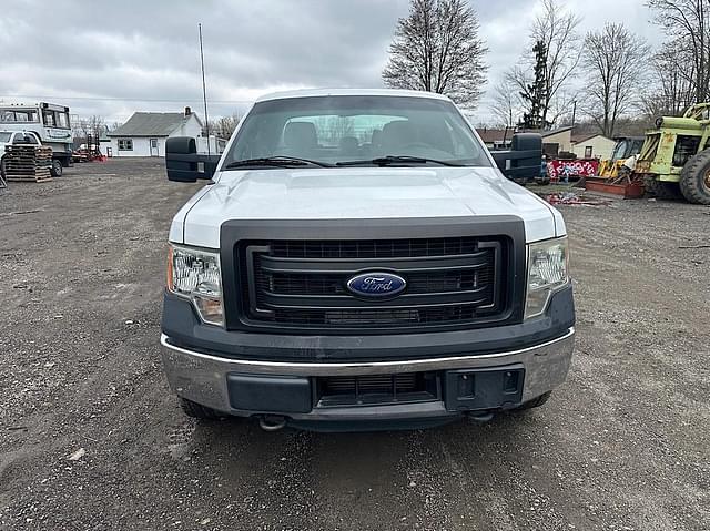 Image of Ford F-150 equipment image 1