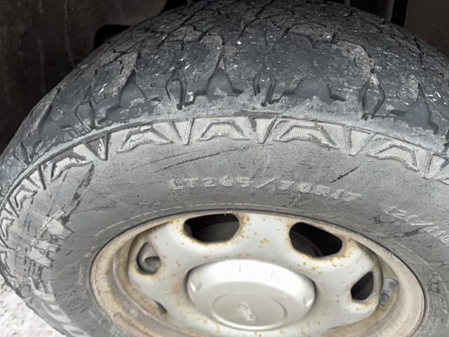 Image of Ford F-150 equipment image 4