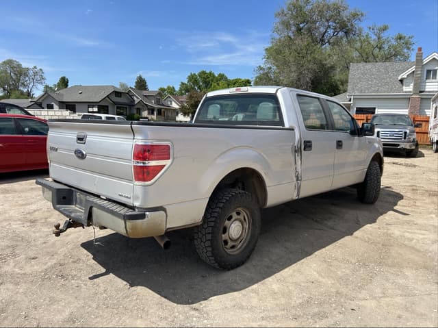 Image of Ford F-150 equipment image 2