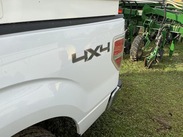 Image of Ford F-150 equipment image 4