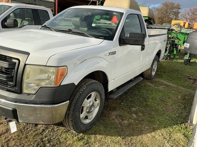 Image of Ford F-150 equipment image 2