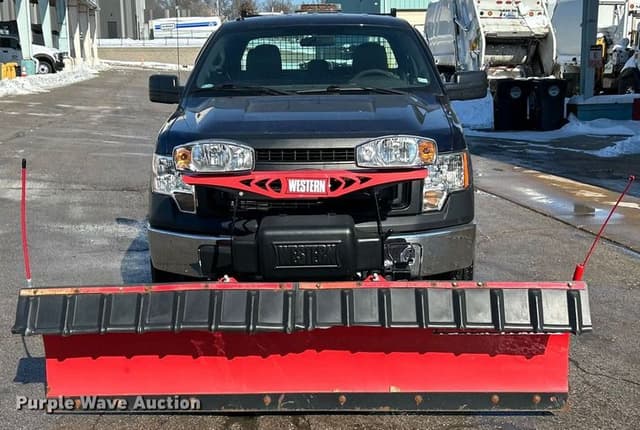 Image of Ford F-150 equipment image 1