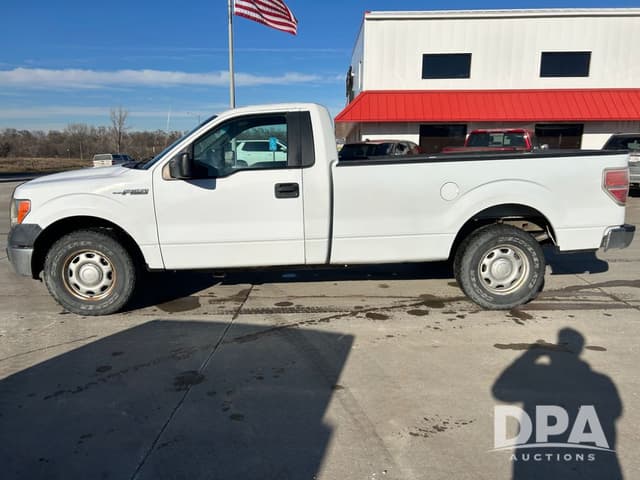 Image of Ford F-150 equipment image 3