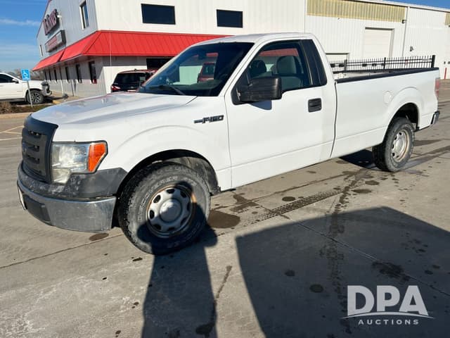 Image of Ford F-150 equipment image 1