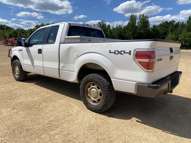Image of Ford F-150 equipment image 1