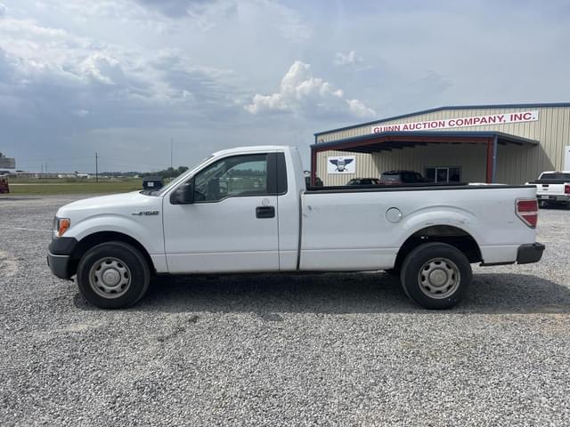 Image of Ford F-150 equipment image 1