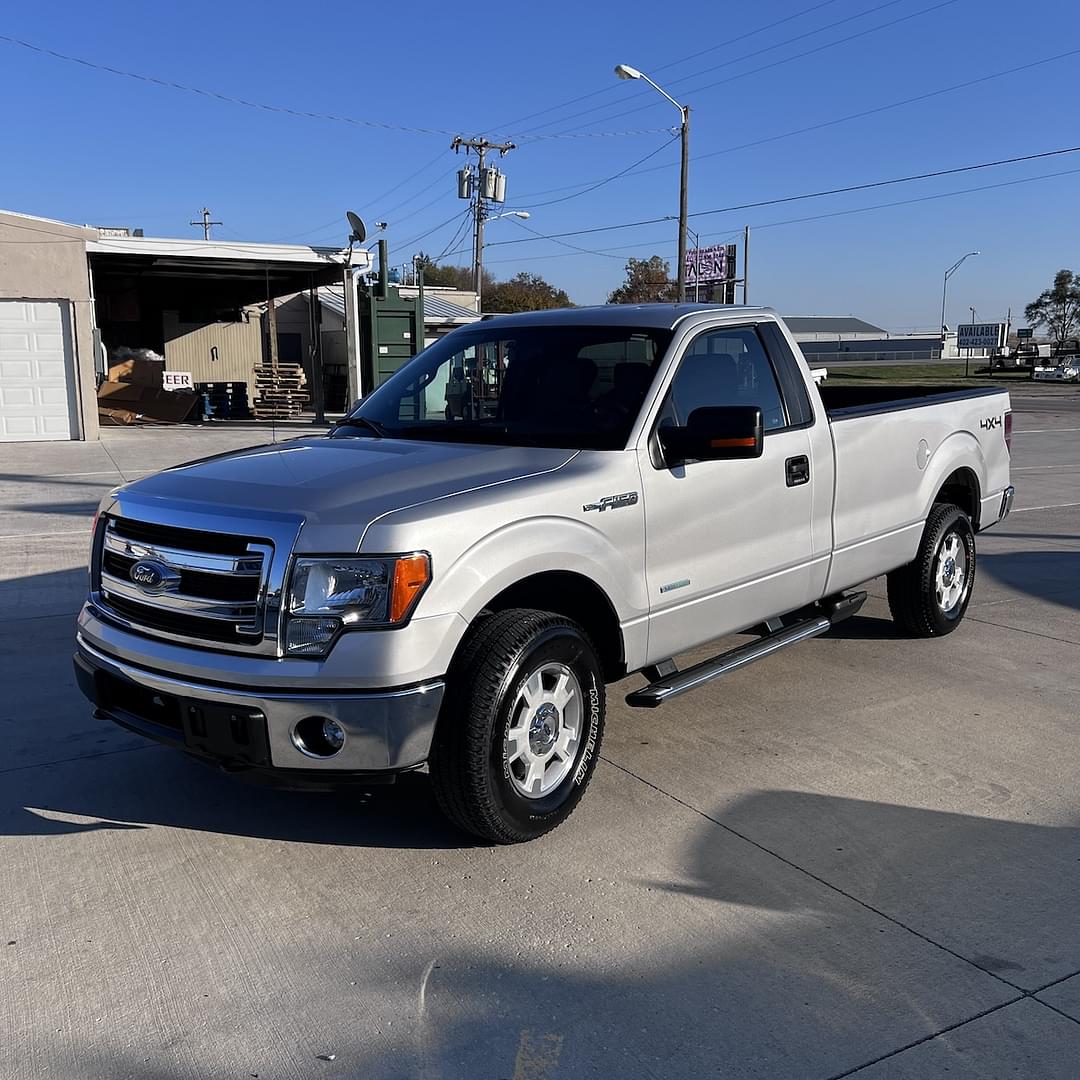 Image of Ford F-150 Primary image