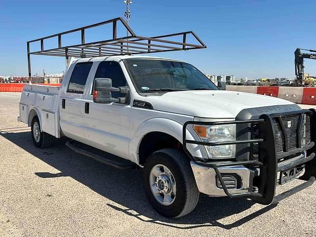 Image of Ford F-250 equipment image 1
