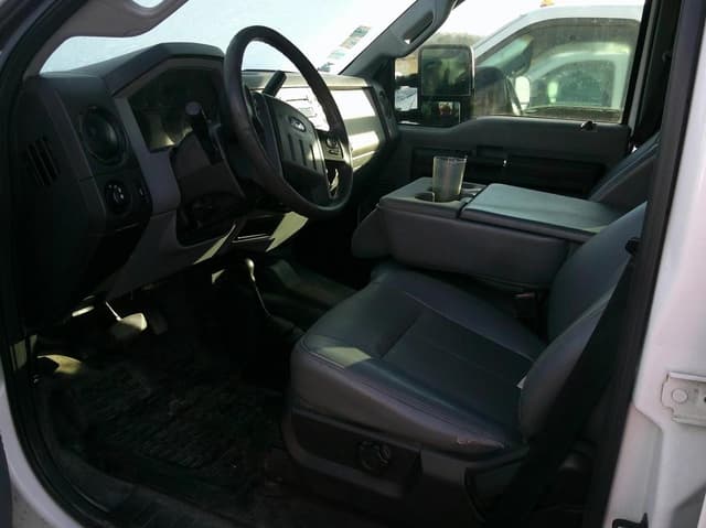 Image of Ford F-250 equipment image 1