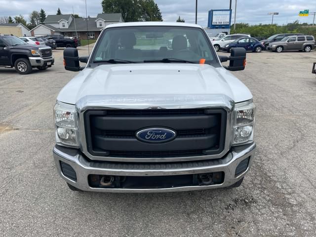 Image of Ford F-250 equipment image 1