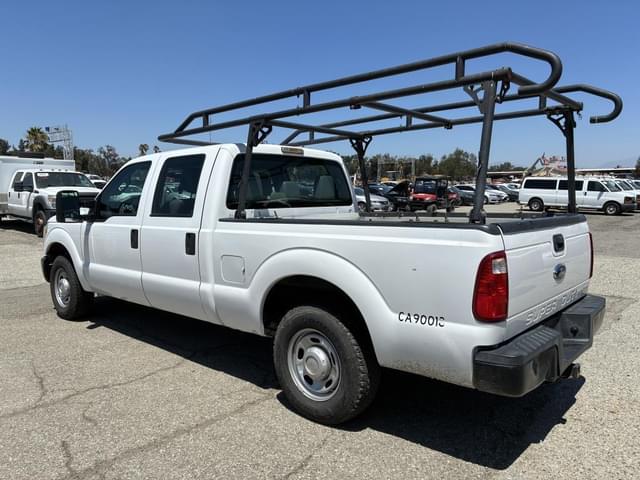 Image of Ford F-250 equipment image 3