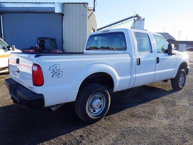 Image of Ford F-250 equipment image 2