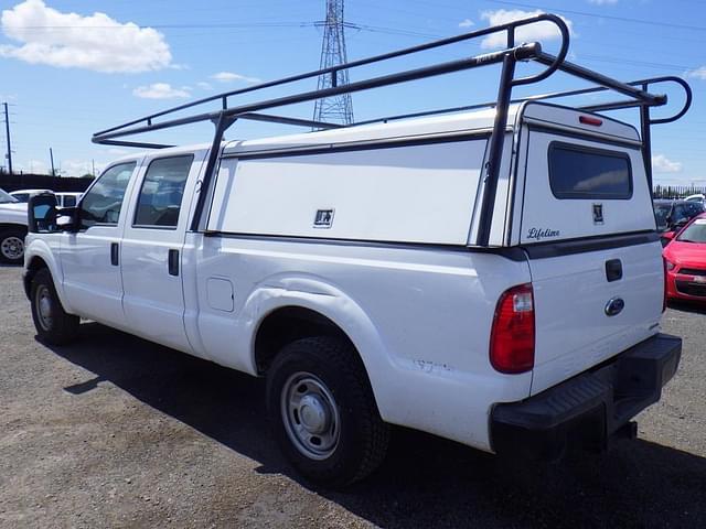Image of Ford F-250 equipment image 3