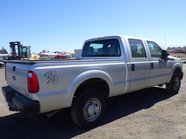 Image of Ford F-250 equipment image 2