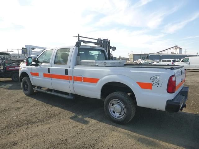 Image of Ford F-250 equipment image 3