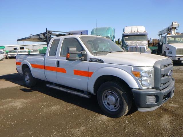 Image of Ford F-250 equipment image 1