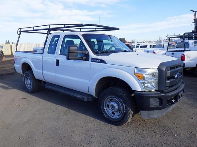 Image of Ford F-250 equipment image 1