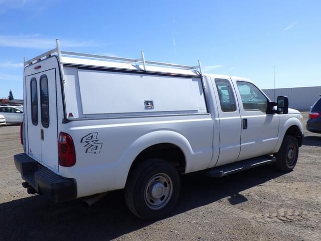 Image of Ford F-250 equipment image 2
