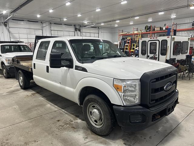 Image of Ford F-250 equipment image 2