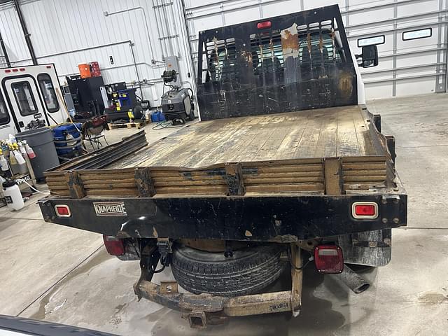 Image of Ford F-250 equipment image 4