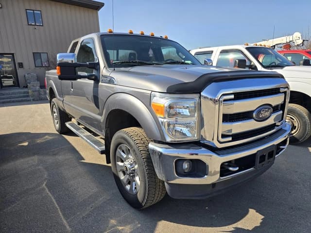 Image of Ford F-250 equipment image 2