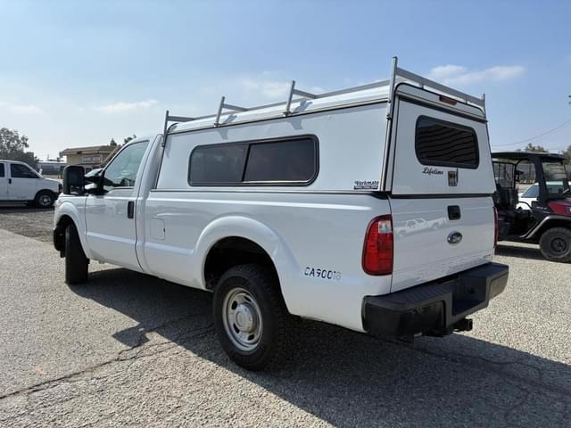 Image of Ford F-250 equipment image 3
