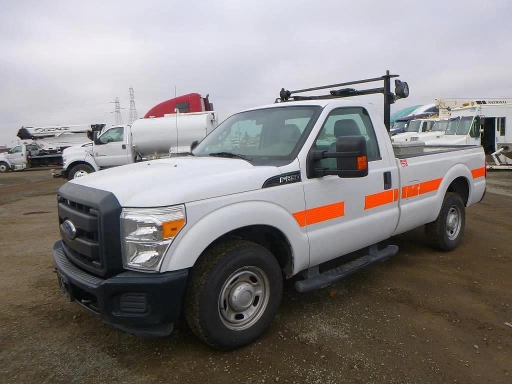 Image of Ford F-250 Primary image