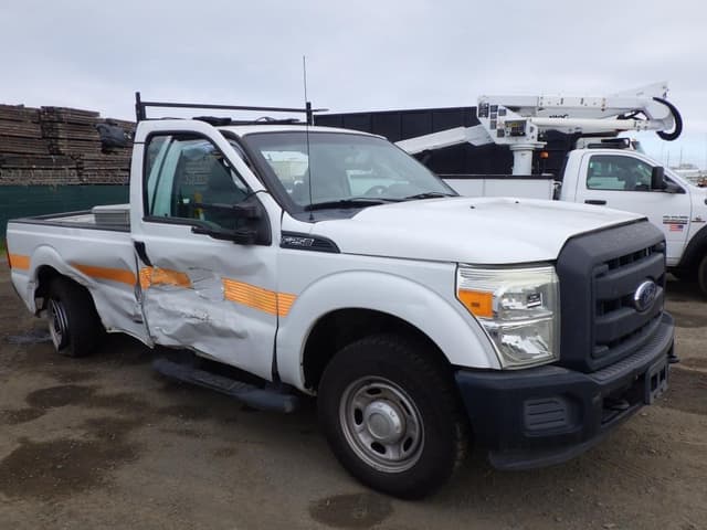 Image of Ford F-250 equipment image 1