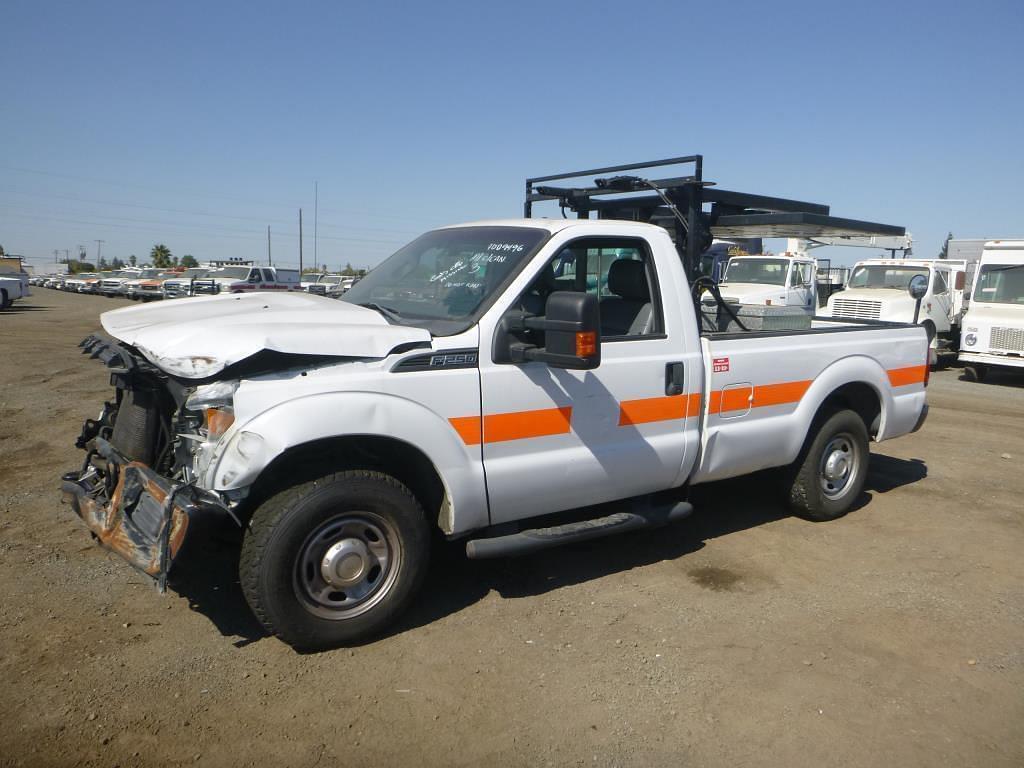 Image of Ford F-250 Primary image