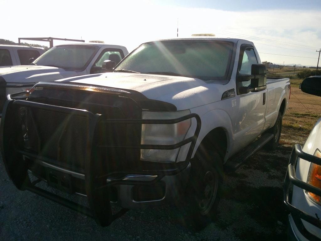 2014 Ford F-250 Equipment Image0