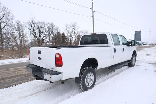 Image of Ford F-250 equipment image 2