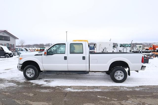 Image of Ford F-250 equipment image 4