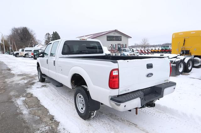 Image of Ford F-250 equipment image 3