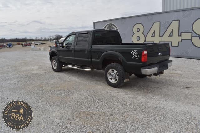 Image of Ford F-250 equipment image 2