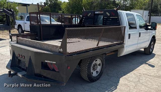Image of Ford F-250 equipment image 4