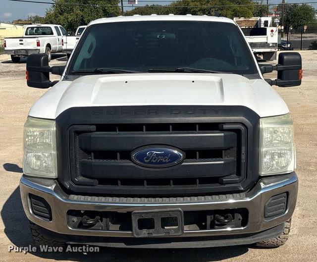 Image of Ford F-250 equipment image 1
