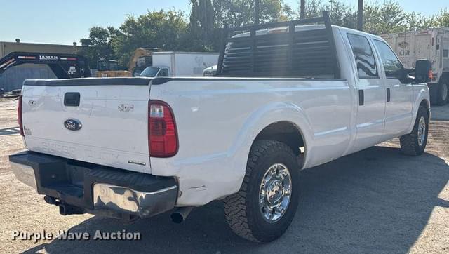 Image of Ford F-250 equipment image 4