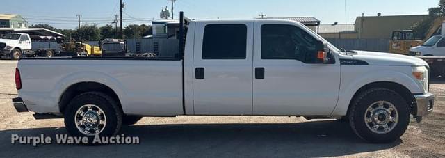 Image of Ford F-250 equipment image 3