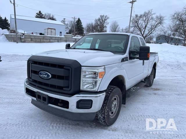 Image of Ford F-250 equipment image 1