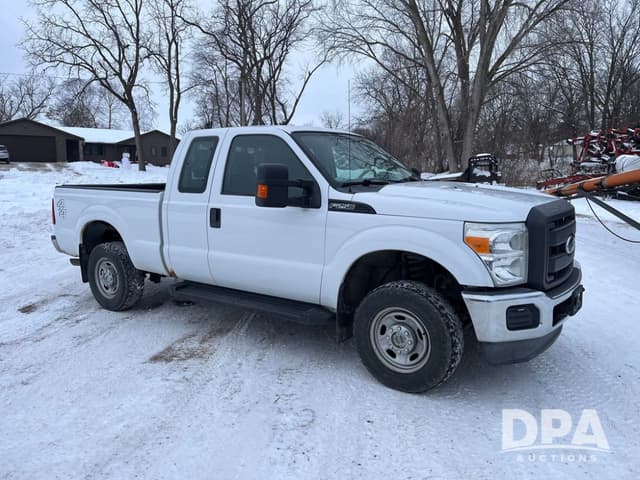 Image of Ford F-250 equipment image 4