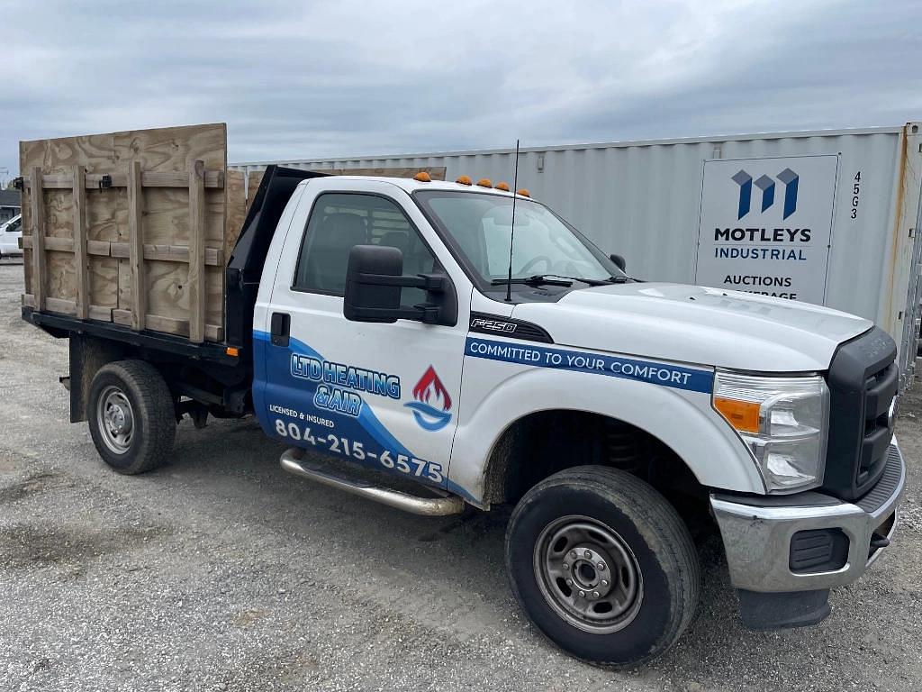 Image of Ford F-250 Primary image