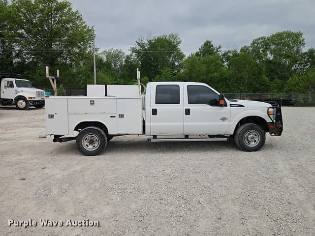 Image of Ford F-250 equipment image 3
