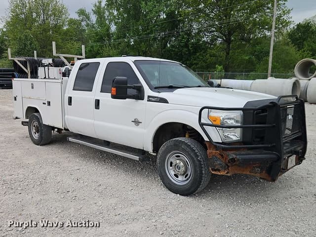 Image of Ford F-250 equipment image 2